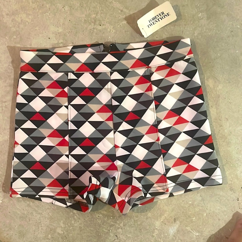 ‼️Who Loves Short Shorts‼️